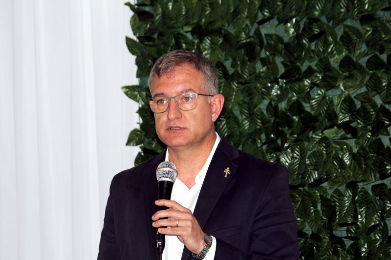 Título